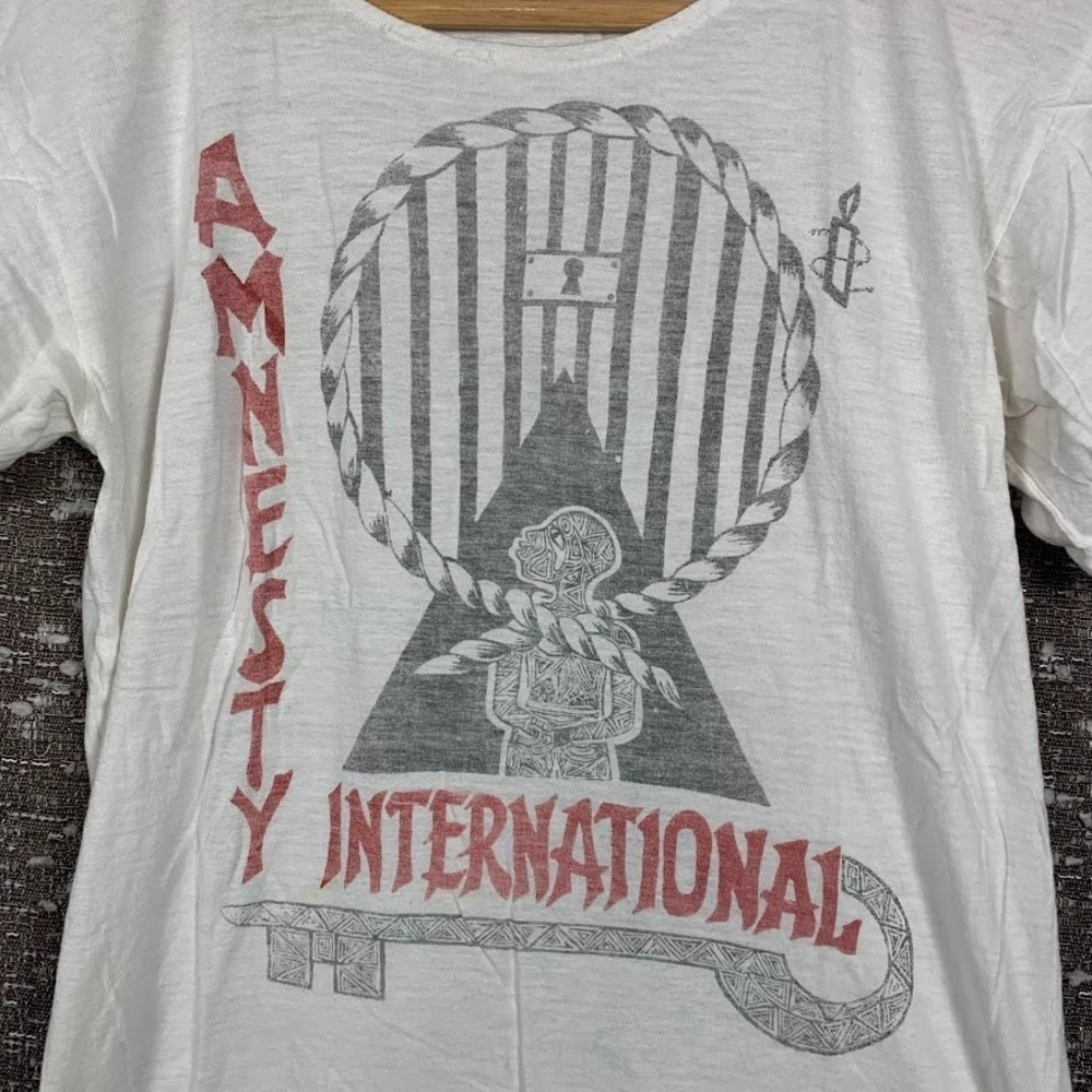 Vtg 80s Amnesty International Shirt Diamond Spun Rayon Single Stitch White 32 - Picture 4 of 8
